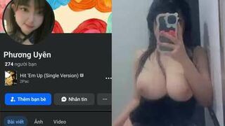 Clip Sex Phương Uyên (Chuckychoo) 1m5 Gymer Vú Khủng Lồn Hồng Đầy Nước 3
