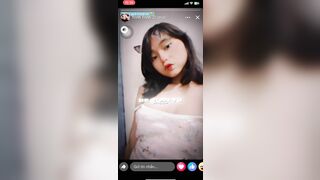 Em Trinh đú trend bé ơi từ từ