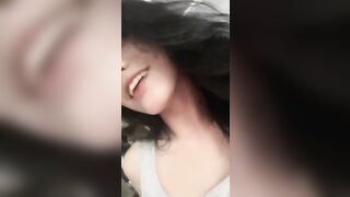 Quay lén em học sinh đi đái 2