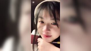 Đăng những clip nhảm nhí không biết có ai xem không