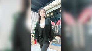 mông to