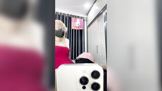 2 em gái xinh live fb 6