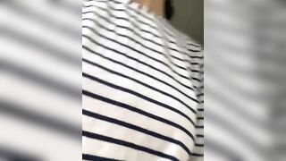 Cô Nội Trợ Show Vú Kiếm Tiền Trên App Sex