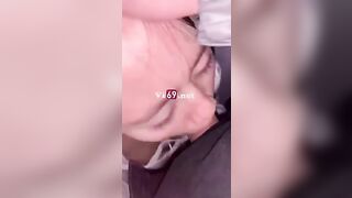 Có con ny nghiện chim cứ thấy là bú như bị bỏ đói