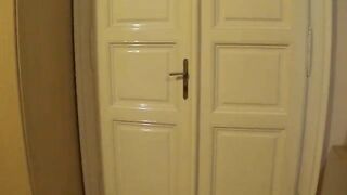 Nhìn lén chịch rồi thủ dâm 4
