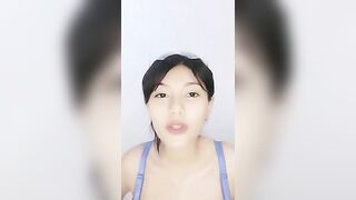 Natural Big Tits Indo MILF Live