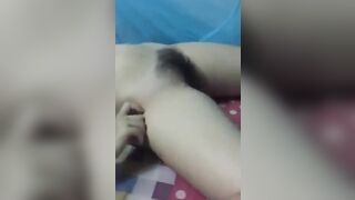 3 thg sức vật hiếp dâm bạn thân còn xuất vào lồn nó