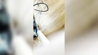 2 gái xinh live fb