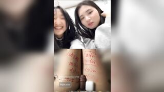 Gạ 2 em Hàn Quốc chat sex trên ometv, có tí ướt quần