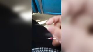Bệnh hoạn vkl, súc xuất tinh đầy đầu cô gái ngồi trên