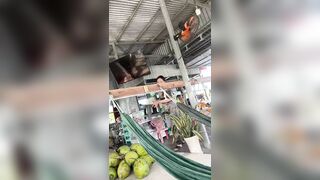 Nhìn vú thế có mê không