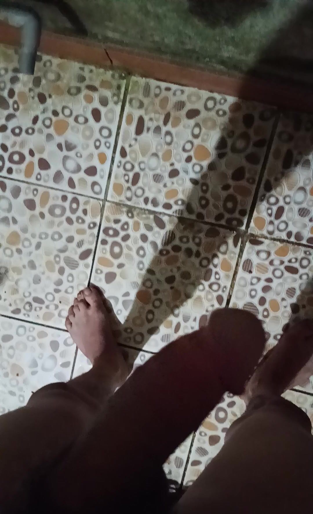 Chị em nào muốn bú không