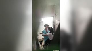 Clip Sex Học Sinh Cấp 3 Kéo Nhau Vào Nhà Hoang Địt Nhau
