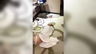 Cưỡng Hiếp - xong kệ mẹ em luôn cho mấy vệ sĩ địt tiếp Ác Vkl