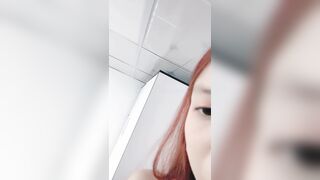 Hot tiktoker trả kèo show hàng thủ dâm, id là embetiowi79 nhae