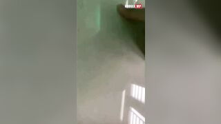 Vợ trẻ đam mê bạo dâm BDSM thích nhét buồi tận họng địt cả 2 lỗ 2