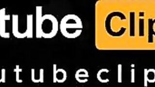 Nhỏ bạn thân xăm trổ , cho sờ xíu coi