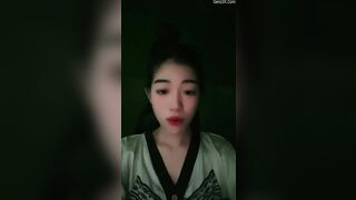 Clip Sex Bùi Thị Phương Hồng Không Trả Nợ Cho Cả Nước Thấy Đầu Vú To