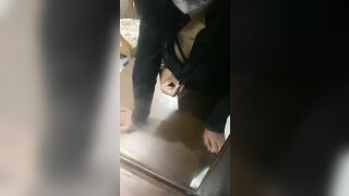 Cô giáo và học sinh, May mắn đi học thêm mà phát hiện cô thủ dâm nên được địt