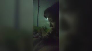 Bắt em bú cu trước khi ngủ