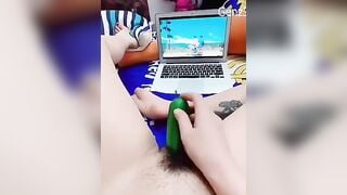 CLip Sex Em Gái 2ka8 Vừa Nghe Nhạc Jack 5 Củ Vừa Thủ Dâm