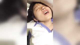 Chịch Em Học Sinh Cấp 3 Việt Nam Rên Cực Hay Và Bắn Tinh Trùng Đầy Mặt Em 2