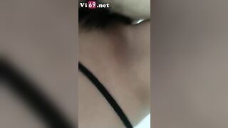 Bé nữ sinh cấp 3 nhún mỏi cả chân rồi mà anh vẫn bắt nhún tiếp