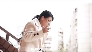 Cô giáo xinh đẹp bị học sinh đè ra địt đến kiệt sức