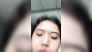 em gái quay video gửi ny còn bị chê dú nhỏ
