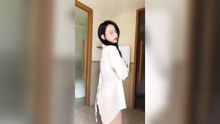 Con đĩ trần hải yến nứng cặc ghê