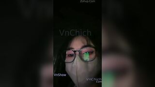 Cực phẩm đây em idol #MMLive gachich không mặc quần lót đi lang thang gạ chịch khắp n 2
