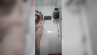 Mbbg u 45 nứng quá chịu ko nổi
