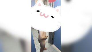Siêu phẩm *** xuất tinh trong phòng tắm công cộng hồ bơi public không lông mịn mướt