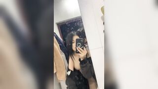 em sinh viên dáng đẹp cho thằng trẻ trâu chơi trước kính còn quay clip lại