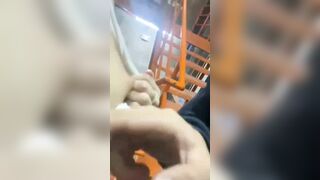Em gái bị biến thái dụ