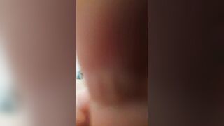 Em Gái Ngại không cho quay video kỉ niệm á