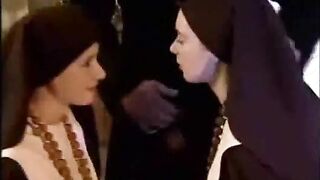 Nữ tu cuồng dâm 31