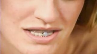 Mút lưỡi gây nứng 16