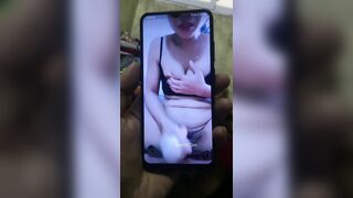 Máy Bay Hạng Nặng Show App Nghịch Sextoy Lúc Chồng Đi Vắng