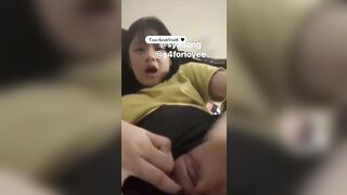 Lên tiếp vid bé học sinh lồn non thủ dâm bằng son lần trước cho ae xem nè 3