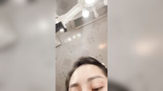 gái xinh live lộ hàng