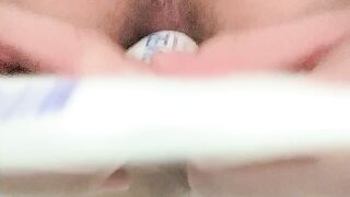 em Nhi Slave luyện tập với ước mơ nhét được con cặc giả siêu dài vào lỗ nhị phần 6