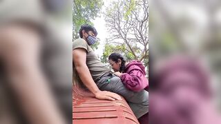 MBBG ấn Độ có sở thích đụ nhau vs người lạ ở công viên đông người cực kích thích