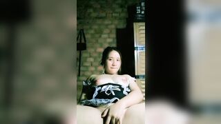 hầu gái thủ dâm cho anh xem