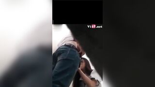 Quay lén e học sinh bú cu bạn học trg wc bị phát hiện siêu dâm