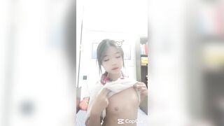 Bé học sinh non tơ 12