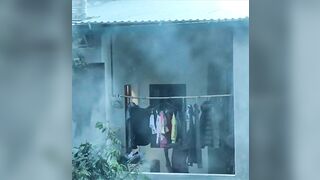 Quay lén bé *** gần nhà, mới *** mà đã mặc sịp rồi chim còn chưa mọc lông mặc quầ