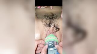 Nhét cả lon nước vào lồn, Thg e biến thái nhét nước vào lồn MBBG