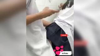 Học sinh địt nhau trong nhà vệ sinh