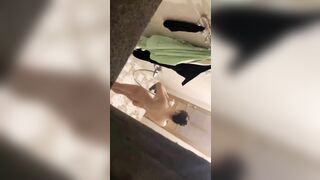 Đâu phải ai cx bt sống gần kí túc xá nữ sướng thế full 21 video quay lén